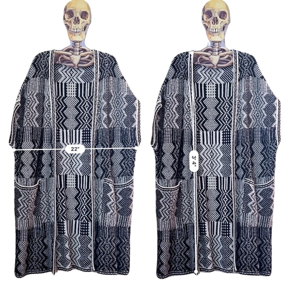 EUC ☕️ ASOS long knit cardigan / cape in black and white pattern. - Picture 10 of 10